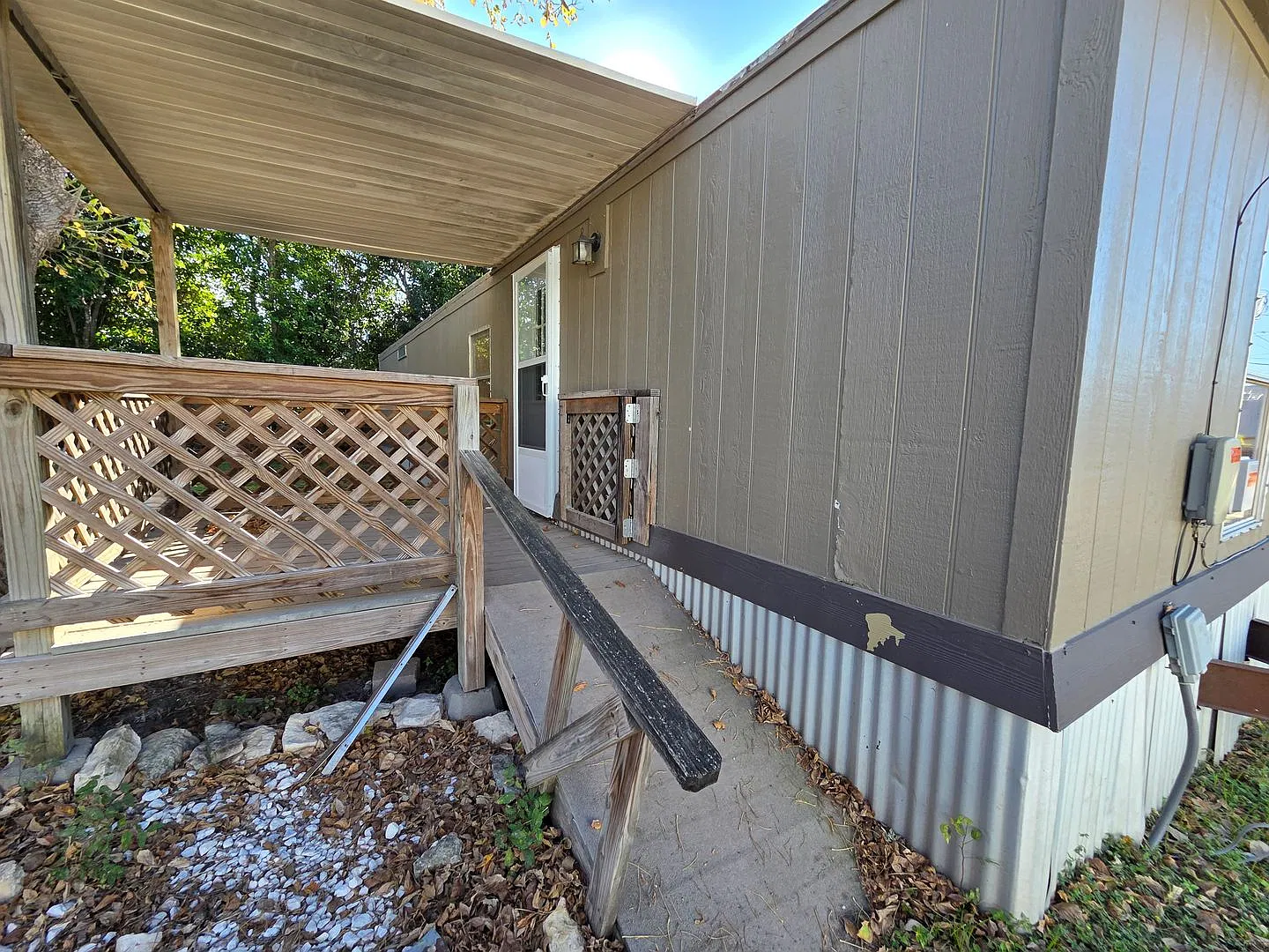 For Lease!! — Photo 3