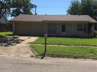 3516 Sunnydale Ln, Denton, TX 76209