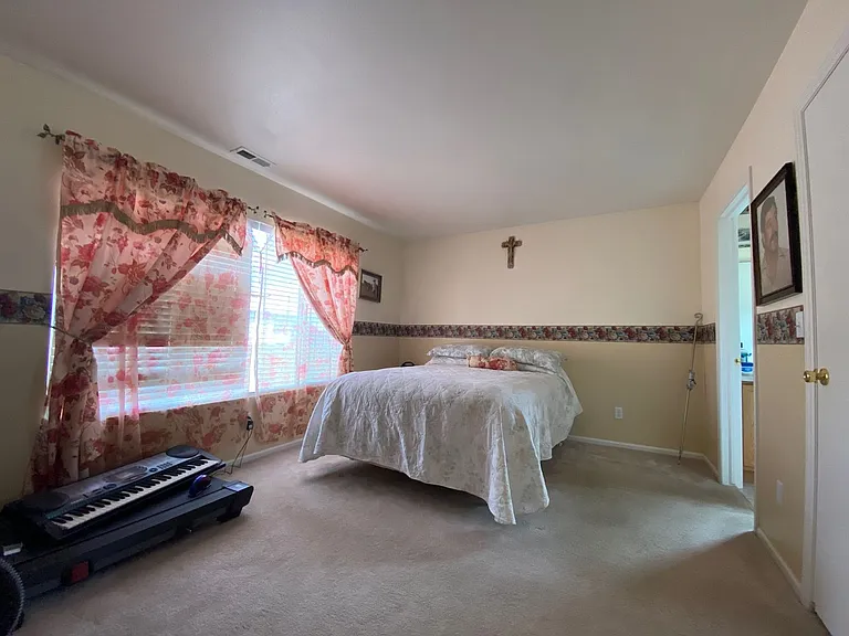 6374 Cache Dr — Photo 3