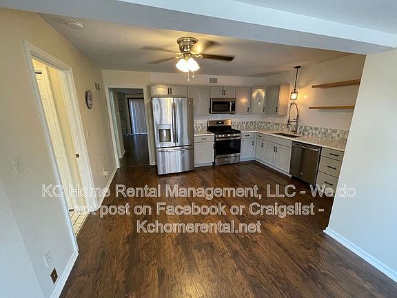 3rd image of 209 Woodbridge Ln