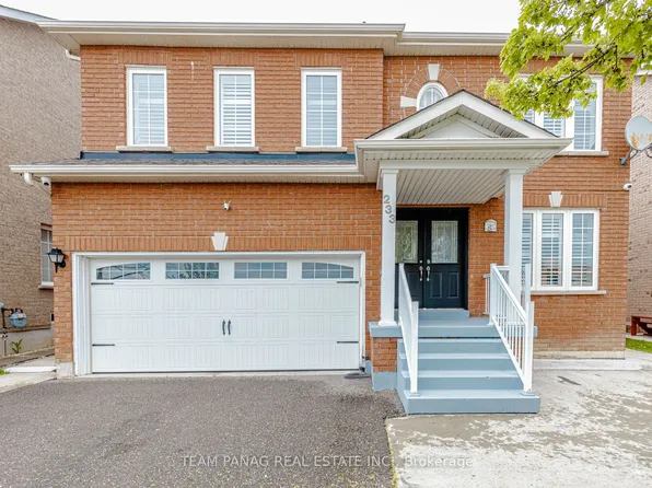 233 Queen Mary Dr, Brampton, ON L7A 3L3