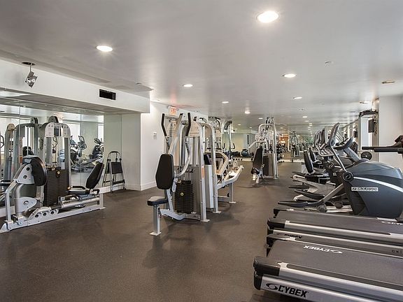 5th image of 343 4th Ave APT 5A
