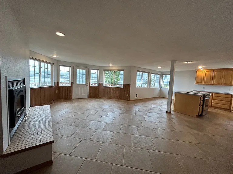 289 N Welcome Slough Rd — Photo 4