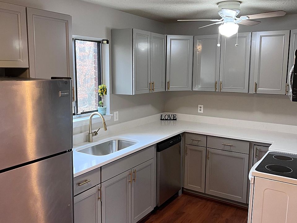 Brand new kitchen cabinets, new quartz countertop, new sink, new faucet