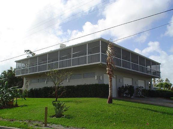 4th image of 2624 Lake Dr N
