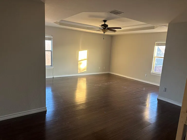 2832 Elm Fork Dr — Photo 34