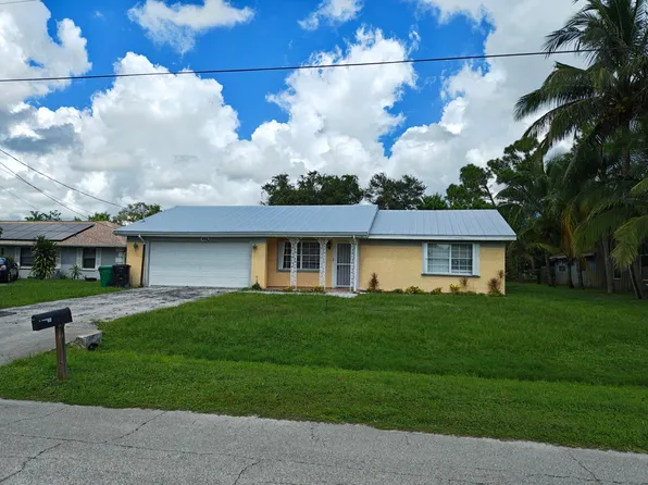 253 SE Verada Avenue, Port St Lucie, FL 34983