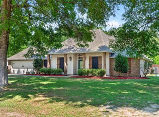 54 Ridge Crest Dr, Picayune, MS 39466