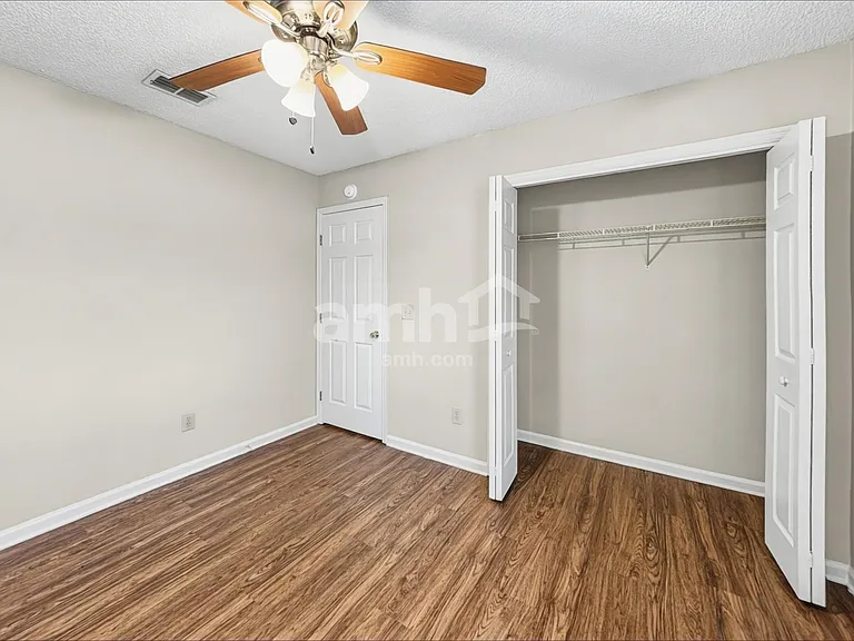 1819 Harbor Island Dr — Photo 15