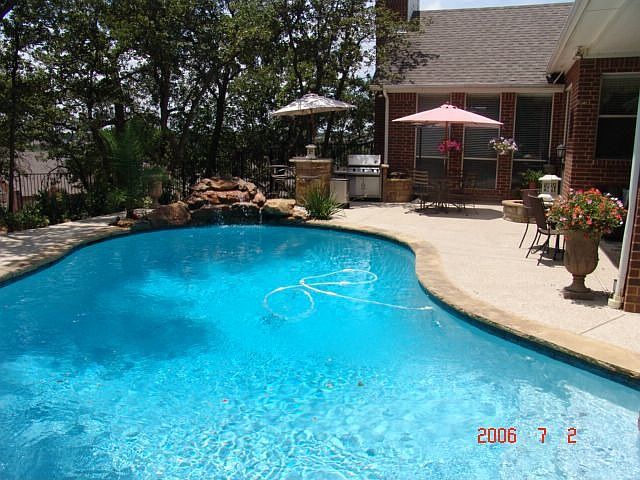 Pool/Spa/Outdoor Kitchen