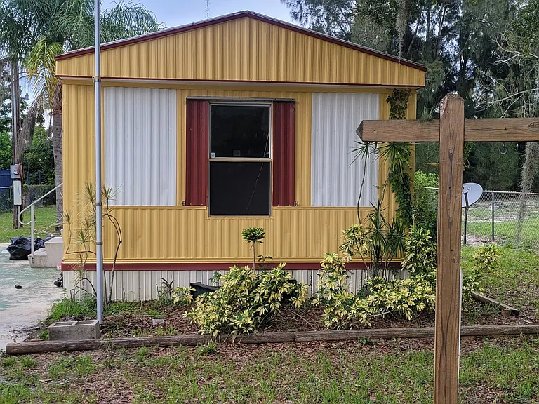 1832 Kent Dr — Photo 15