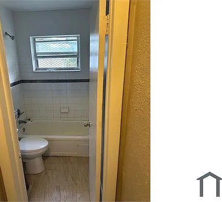 2736 NW 2nd St — Photo 13
