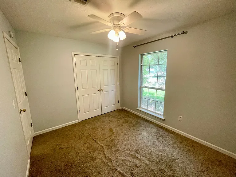 129 Bellegrove Cir — Photo 12