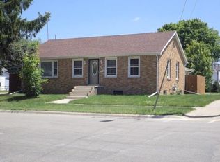 2346 17th Ave, Monroe, WI 53566