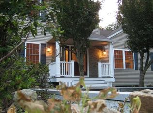 54 Torrey Rd, Sutton, MA 01590