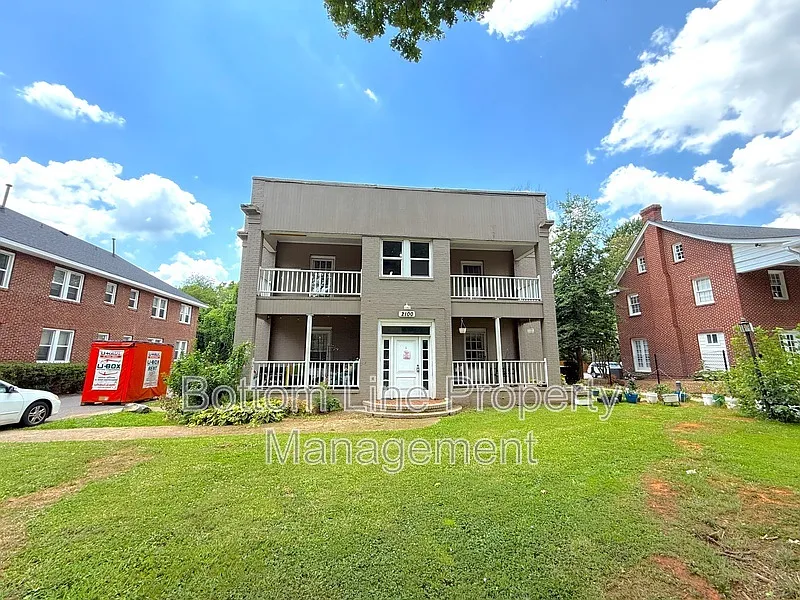 1 bed, 1.0 bath, 1000 sqft, $1,345 — Photo 1