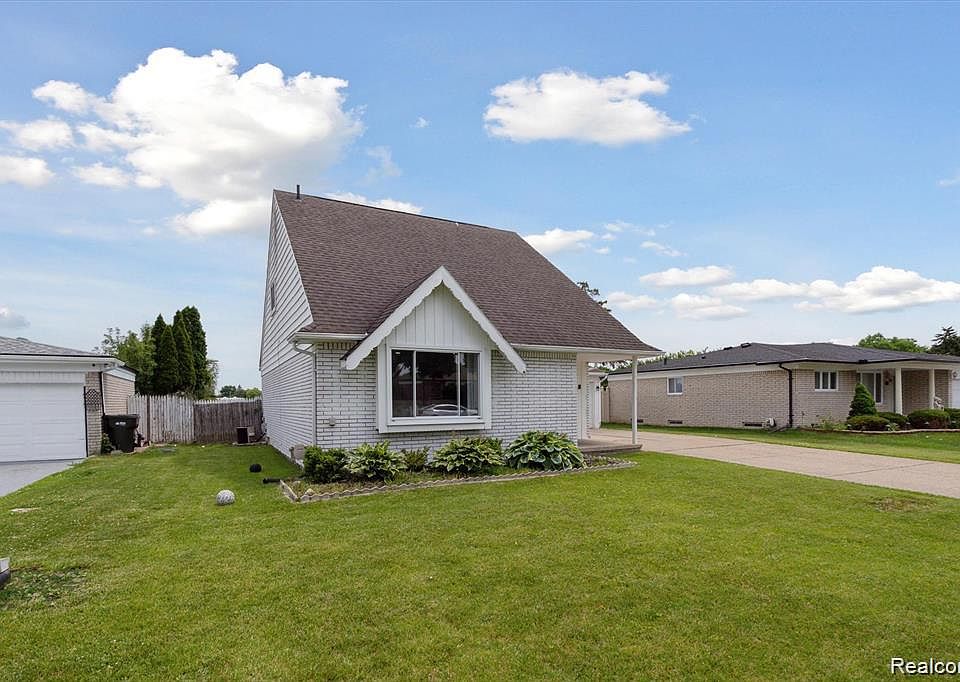 35728 Dunston Dr, photo 2