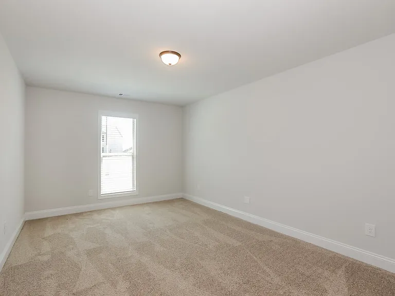 150 Heartland Cir — Photo 12