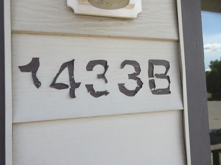 1433 Eagles Nest Cir #A — Photo 2