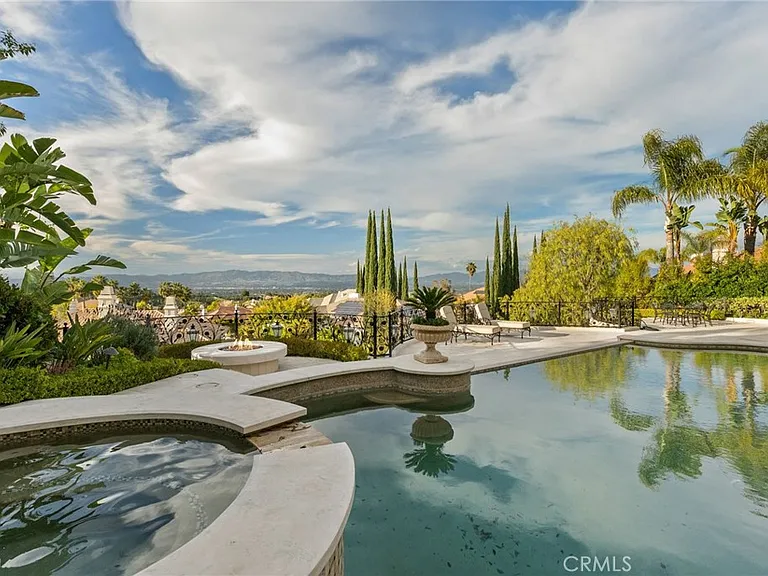 3724 Winford Dr — Photo 40