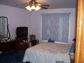 5th image of 1046 Fox Glove Ln