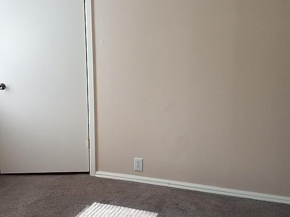 4th image of 207 N Pierpont Ave