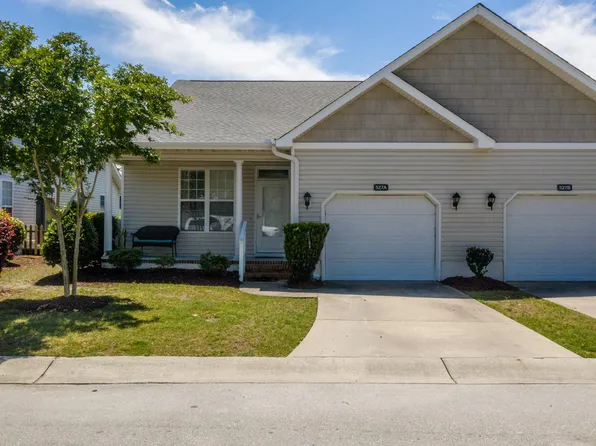 527 Village Green Dr Unit 34B, Morehead City, NC 28557