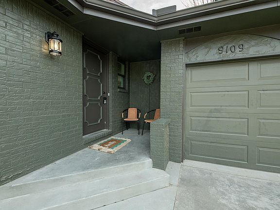 4th image of 9109 E Barron Rd