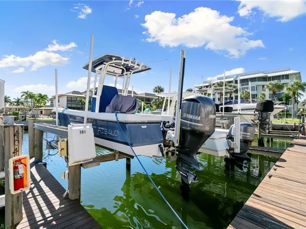 919 Huron CT #B301, MARCO ISLAND, FL 34145