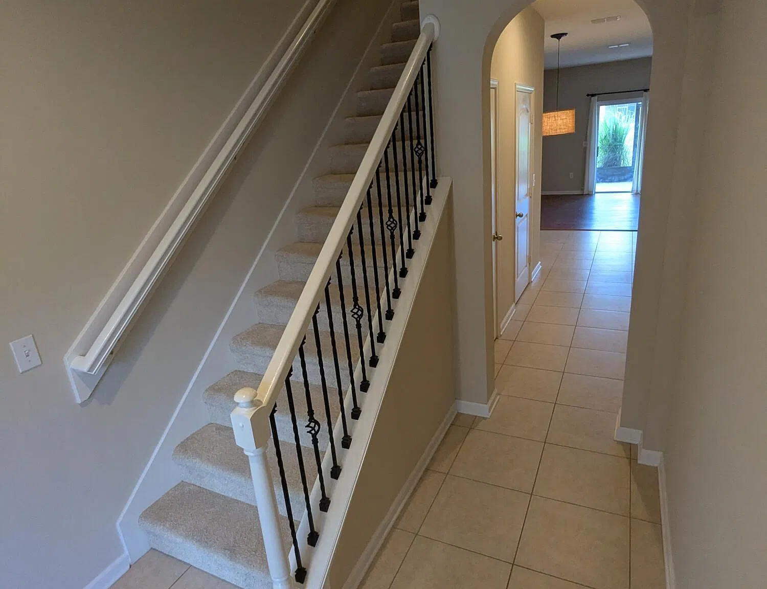 2 bed, 2.5 bath, 1480 sqft, $1,850 — Photo 3