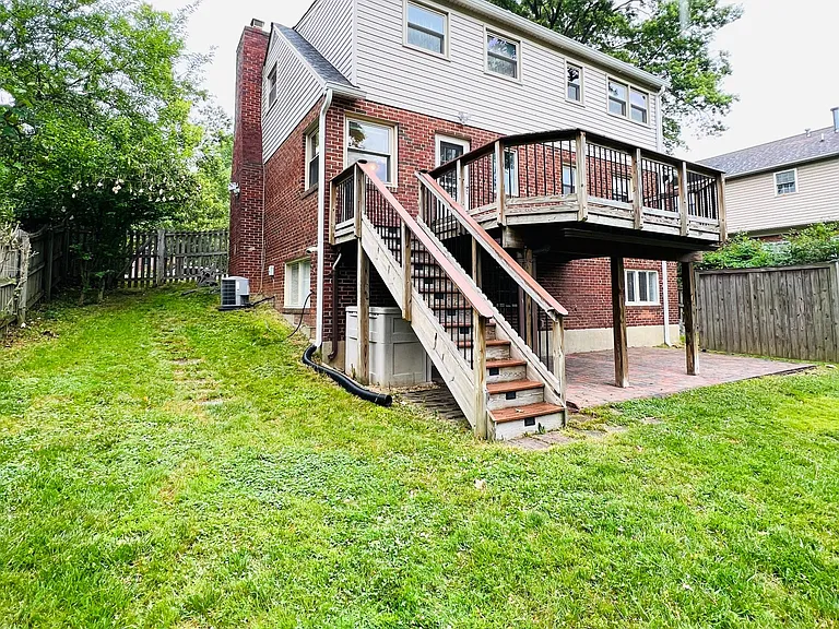 2220 Primrose Dr — Photo 34
