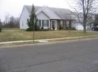 1925 Deerfield Dr, Bensalem, PA