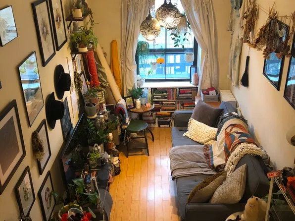 315 West 14th Street image 1 of 13