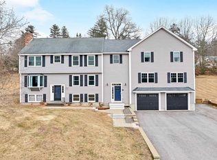 25 Riverview Cir, Litchfield, NH 03052