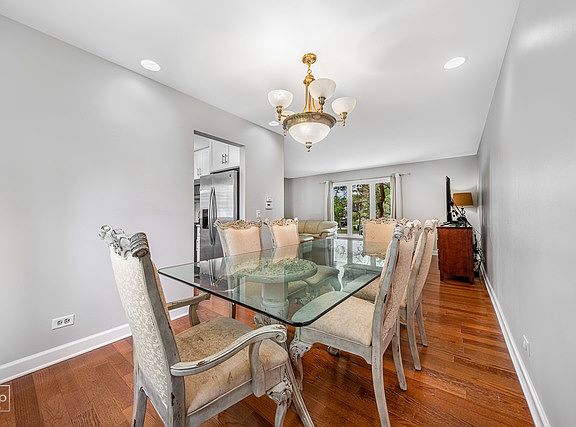 3rd image of 3 Fernwood Ct