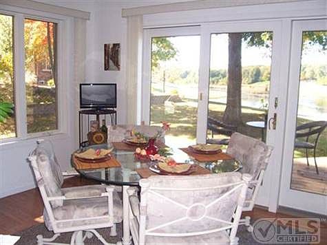 4th image of 9413 Briarstone Dr