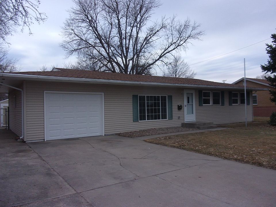 1st image of 29000 Pawnee Ave