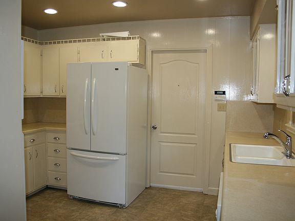 5th image of 2815 Briarfield Dr