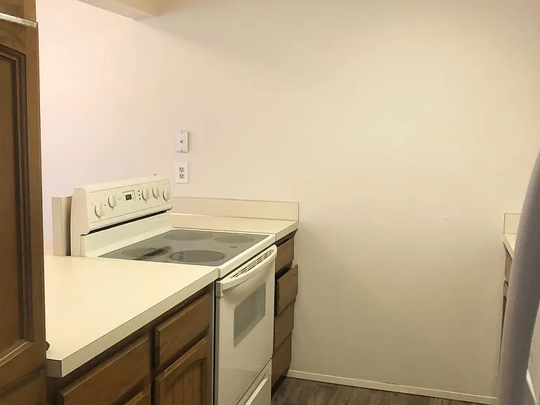 928 Blue Heron Ave NE — Photo 15