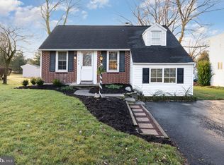 830 Donegal Springs Rd, Mount Joy, PA 17552