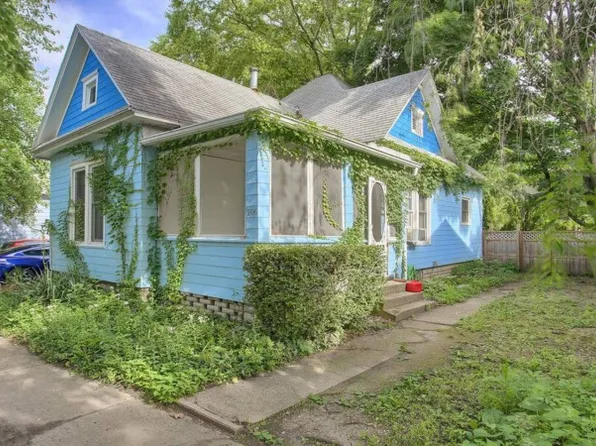 306 W Illinois St, Urbana, IL 61801