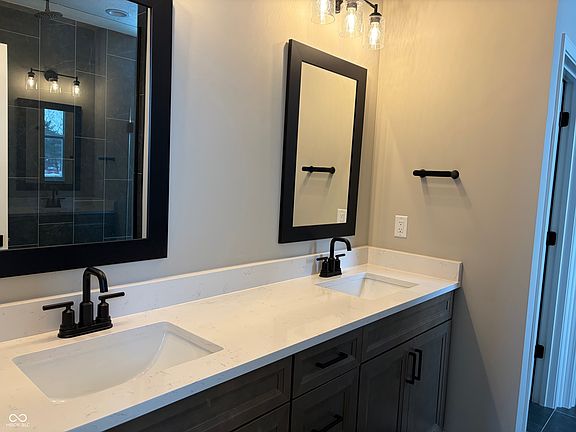 5th image of 4996 Koepka Ct