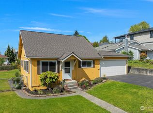 1202 N 29th St, Renton, WA 98056