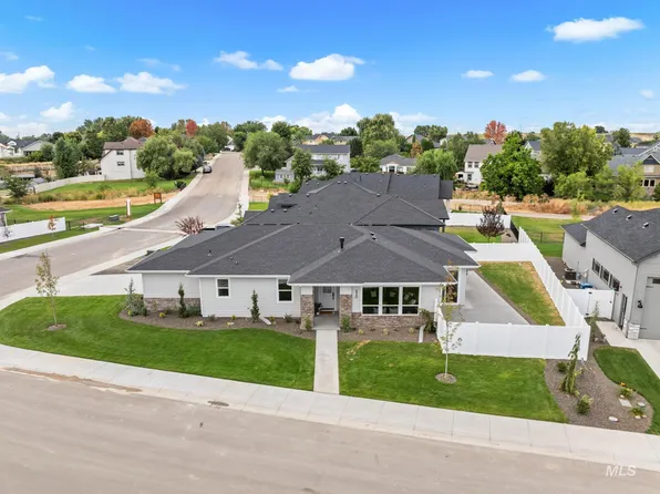 530 Mountain Loop Rd, Middleton, ID 83644