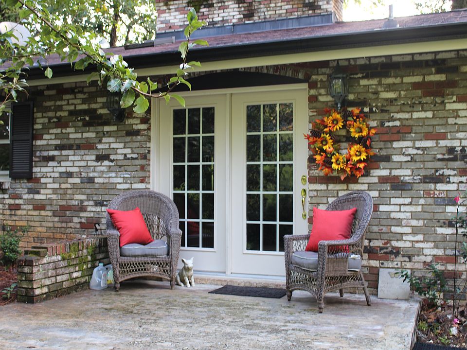 1st image of 2926 Georgie Ln