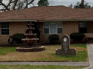 1608 Beusch Dr, Pasadena, TX 77502