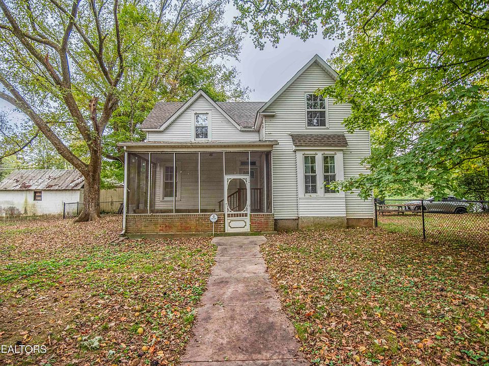 1st image of 212 Mayfield Ave