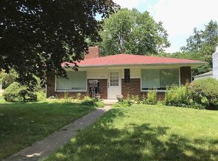 610 Hessel Blvd, Champaign, IL