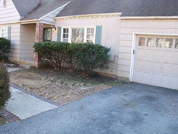 4th image of 5407 W 55th St