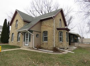 101 E State St, Fox Lake, WI 53933